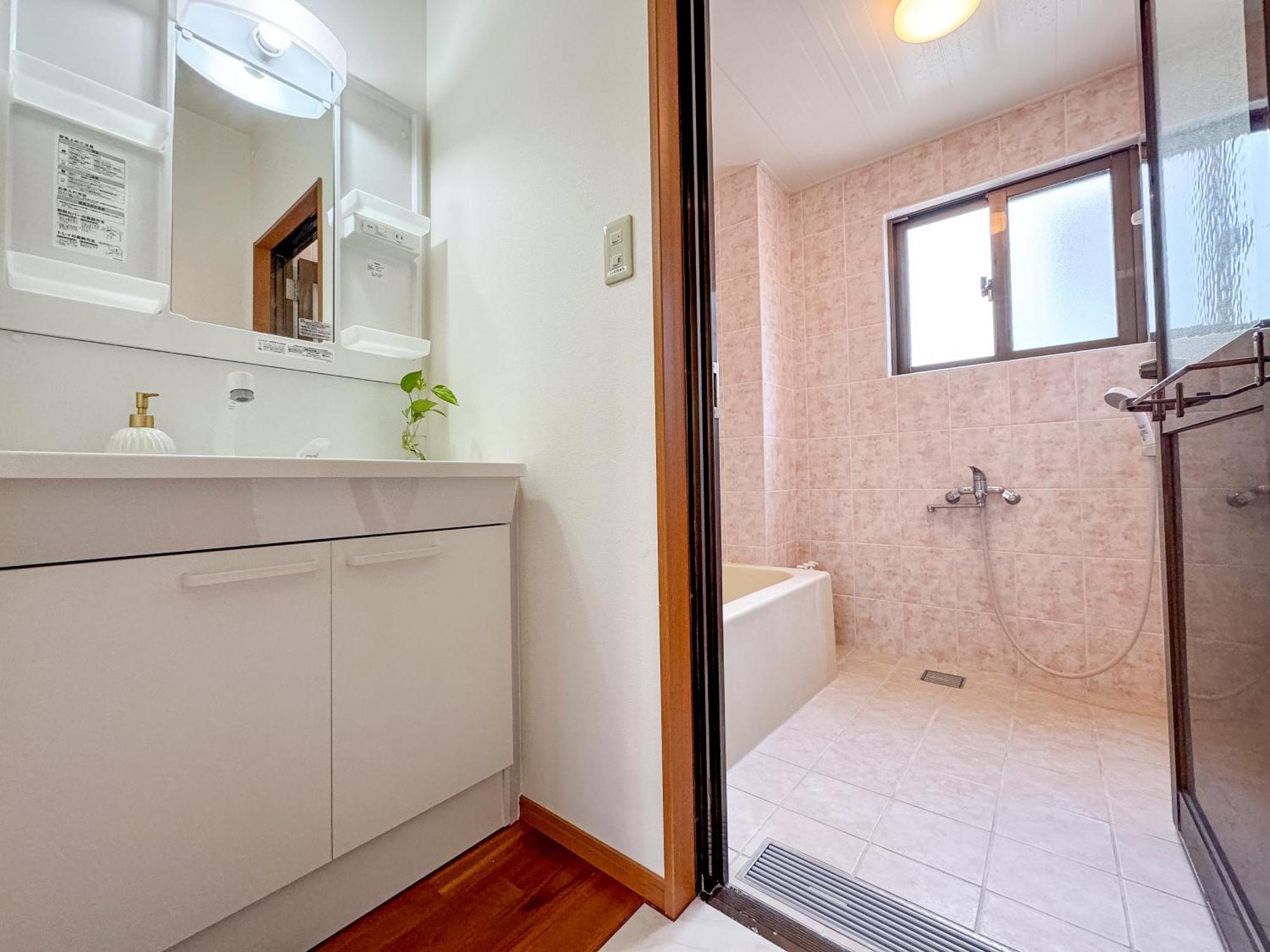 ペンションパシフィカ古宇利 Vila Kouri Exterior foto
