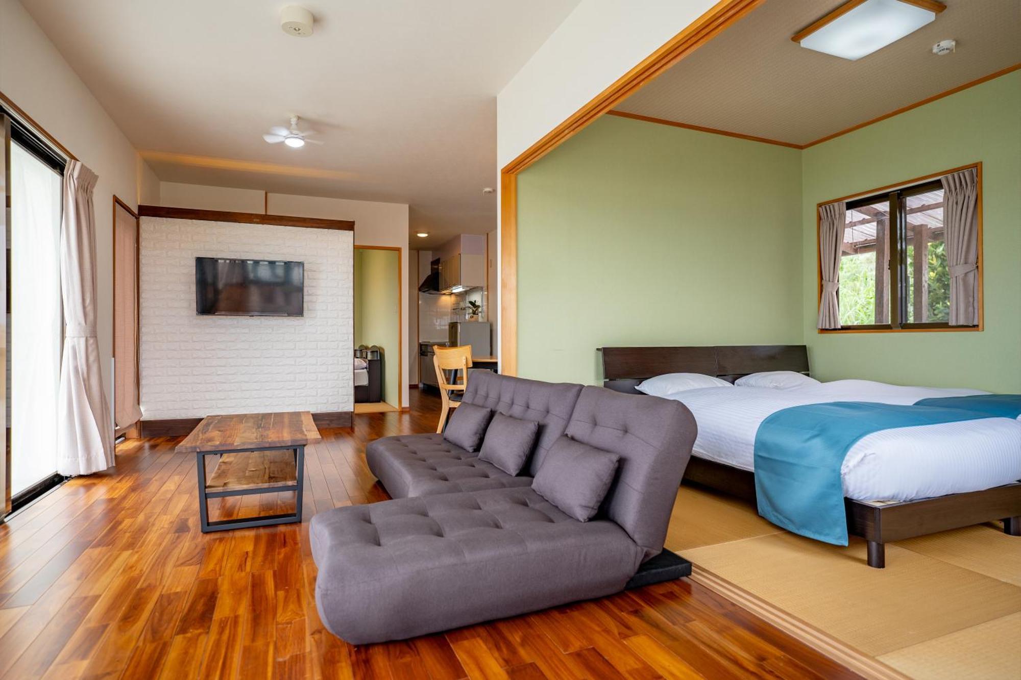 ペンションパシフィカ古宇利 Vila Kouri Exterior foto