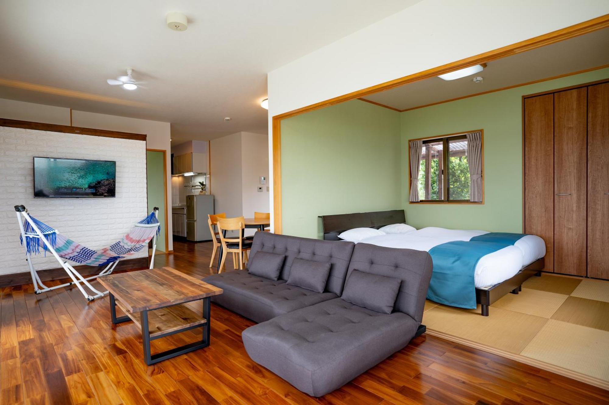 ペンションパシフィカ古宇利 Vila Kouri Exterior foto
